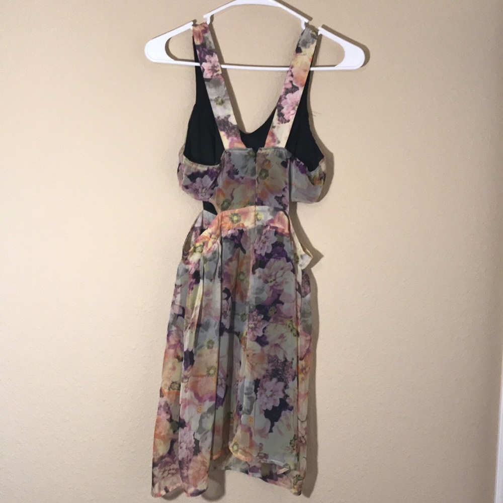 FLORAL DRESS - Picture 4 of 5